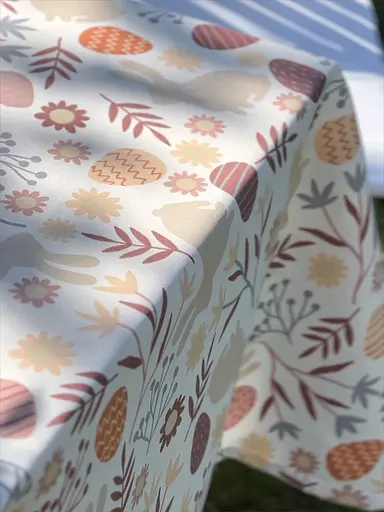 Водоотталкивающая Скатерть пасхальная Зайчики 220х140 см (+ 4 салфетки 30х40) Белый - фото 5