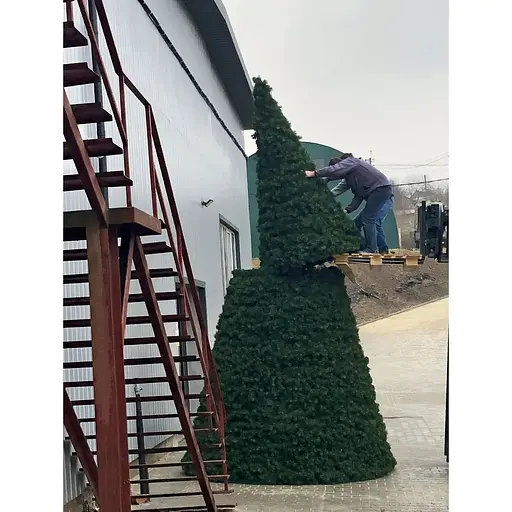 Ялинка штучна Hvoya вулична конусна 5 м - фото 4