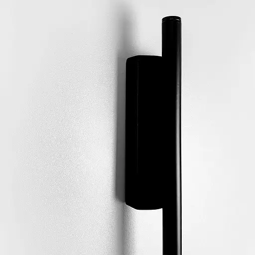 Современное линейное бра с прямоугольным основанием 80 см Line F Арт. C21/800 BK - фото 3