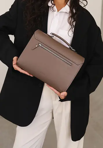 Жіноча шкіряна сумка Classic темно-бежева - фото 4