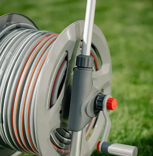 Металевий візок зі шлангом Bradas WHITE LINE 1/2" 20 м та аксесуарами комплект для поливу SILVER PRO SET (WL-AG33320SET1) - фото 4