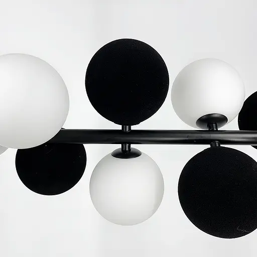 Удлиненная черная люстра HOLLY L с черно-белыми плафонами Line.F MJ 191-1050 BK+WT+BK - фото 4