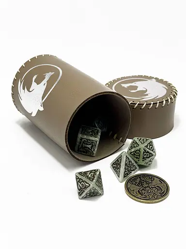 Настольная игра Планета Ігор Чаша для кубиков Волк (коричневая) (Dice cup Wolf brown) (pi-dc008) - фото 6