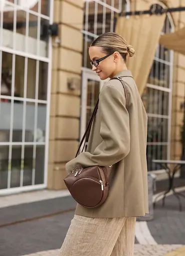 Женская кроссоди сумка бананка Sambag Sofi шоколад 20×18×5 см (88193020) - фото 2