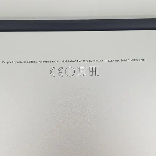 Ноутбук Apple MacBook Air 7,2 A1466 (C1MPR273G944) (i7-5650U/8/256SSD) - Class B - фото 5