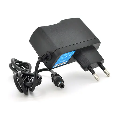 Блок питания Merlion зарядный 9 V 2 ампера для Планшетов 9 вольт 5.5/2.5 мм - фото 1