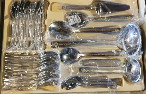 Набор столовых приборов Bachmayer BM-7801 Версаче на 12 персон в подарочном чемодане 72 предмета - фото 4