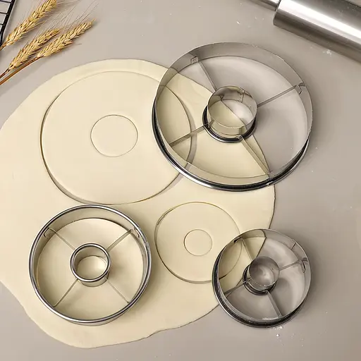 Форма-кільце для пончиків та донатів з нержавіючої сталі Ø 15 см, Kitchen Master 87341 - фото 5