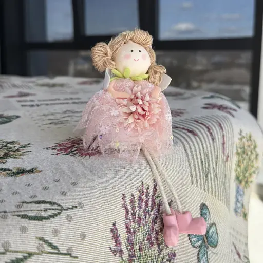 Великодня декоративна лялька рожева з квіткою MIS LT - фото 1