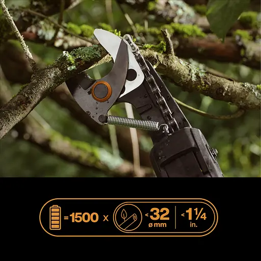 Аккумуляторный высоторез до 32 мм Fiskars eTree Pruner Bypass 250-400 см, БЕЗ АКБ (1082340) - фото 2