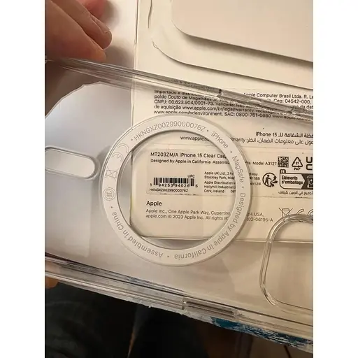 Оригинальный противоударный чехол Apple Clear Case with MagSafe для iPhone 15 (6.1") Прозрачный (MT203ZM/A) - фото 5