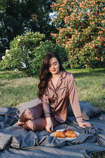 Комплект постільної білизни Страйп Сатин Graphite Grey темно-сірий - двоспальний - фото 6