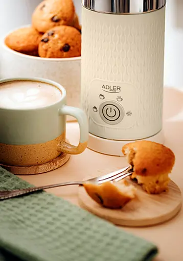 Спінювач молока - спінювання та підігрів Adler AD 4495 латте та капучіно - фото 10