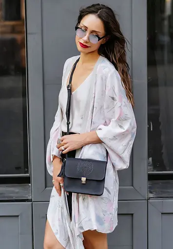 Кожаная женская бохо-сумка Лилу синяя Crazy Horse - фото 10