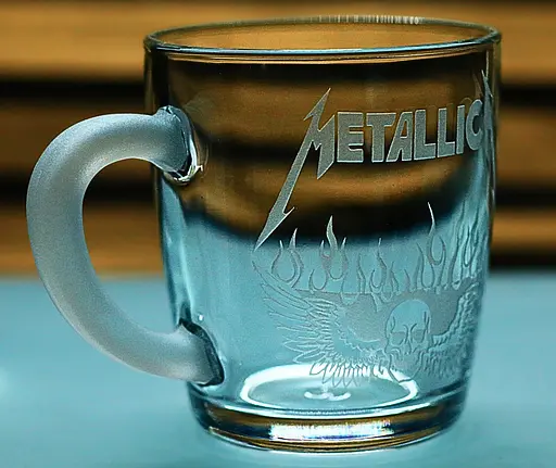 Скляна чашка 350 мл  Metallica з гравіюванням кружка для фаната металу Рок-атрибутика  подарунок металісту - фото 2