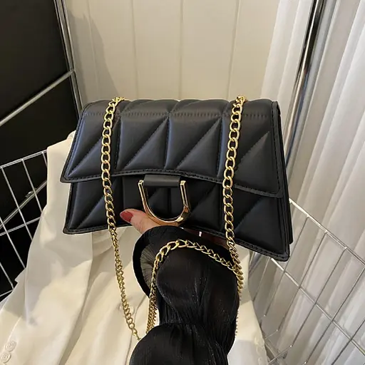 Кросбоді вигнутої форми в еко-шкірі з геометричним візерунком Lilly P4-378A