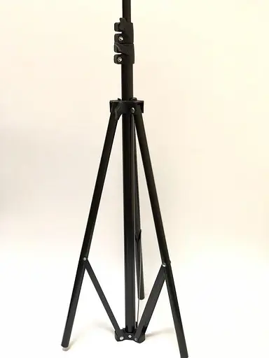 Штатив - тренога GRAND складная для студийных и кольцевых ламп высотой 2,1 метра SHT-21 - фото 2