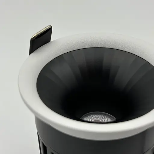 Встроенный светильник Skarlat RSL74298 12W WH+BK 4000K - фото 4