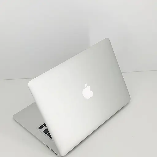Ноутбук Apple MacBook Air 7,2 A1466 (C1MRR48VH3QK) (i7-5650U/8/256SSD) - Class A- - фото 3