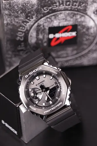 Часы Casio G-Shock GM-2100-1AER - фото 9