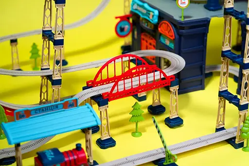 Игровой набор Otamanko Храбрый Паровозик трюковая железная дорога 207 деталей - фото 5