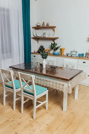 Силиконовая скатерть с бежевым кружевом Петек 15 см 100х100 см - фото 4