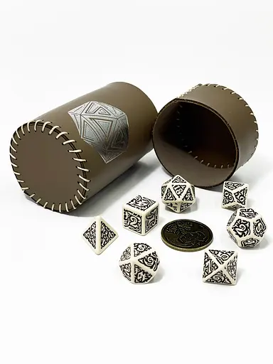 Настольная игра Планета Ігор Чаша для кубиков D20 (коричневая) (Dice cup D20 brown) (pi-dc005) - фото 7