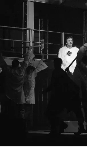 Вишиваний. Король України - фото 6