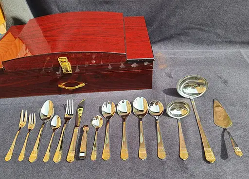 Набор столовых приборов Zillinger ZL-710G Yana на 12 персон в деревянном кейсе 72 предмета - фото 8