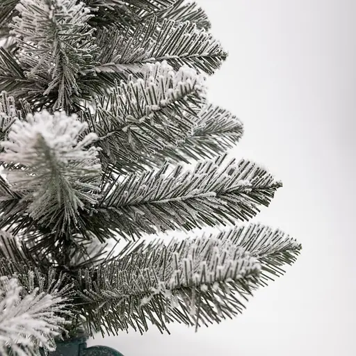 Штучна новорічна декоративна міні ялинка «Полонинська» зимова 60 см Lugi SOK-M-04-3 - фото 5