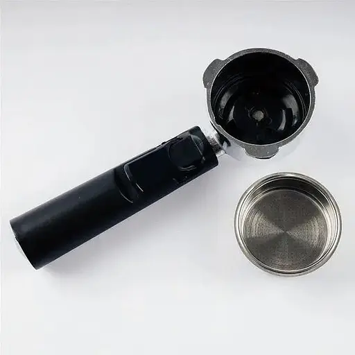 Кофеварка Grunhelm GEC15 эспрессо с трубкой-капучинатором 850 Вт черная - фото 5