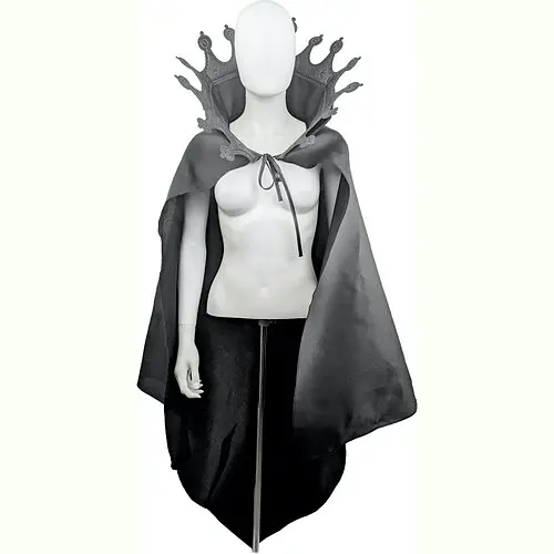 Плащ Готическая королева, габардин. - фото 1