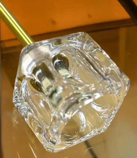 Світлодіодна люстра Нептун 8810-B (Золота) на 6+1 плафонів - фото 5