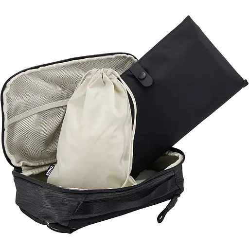Рюкзак Thule Changing Backpack Black (TH 11200360) - фото 11