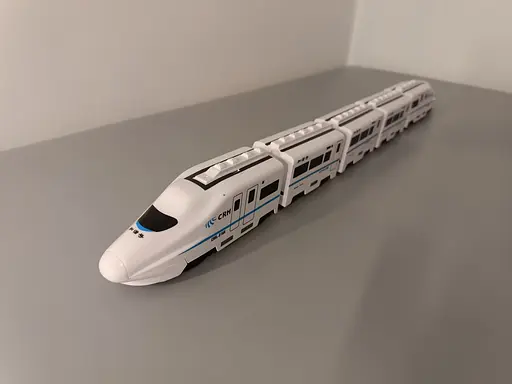 Іграшковий поїзд. Довжина 62 см. З фарою та реалістичним звуком. На батарейках. Для дітей від 3 років - фото 9