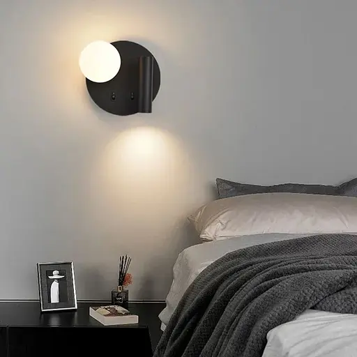 Праве бра із спотом та плафоном у чорному круглому корпусі Ø 18 см Line F Арт. WJ033/2 R BK (правий) - фото 1