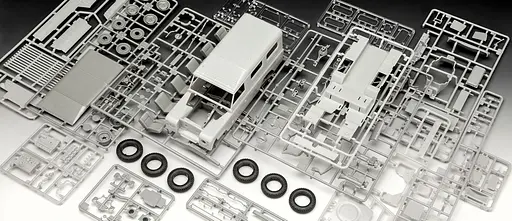 Сборная модель-копия Revell Автомобиль Land Rover Series III LWB 1:24 (RVL-67056) - фото 9