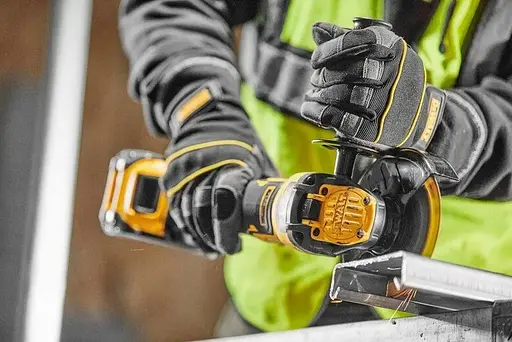 Шлифмашина угловая аккумуляторная DeWalt без АКБ и ЗУ DCG409VSN - фото 7