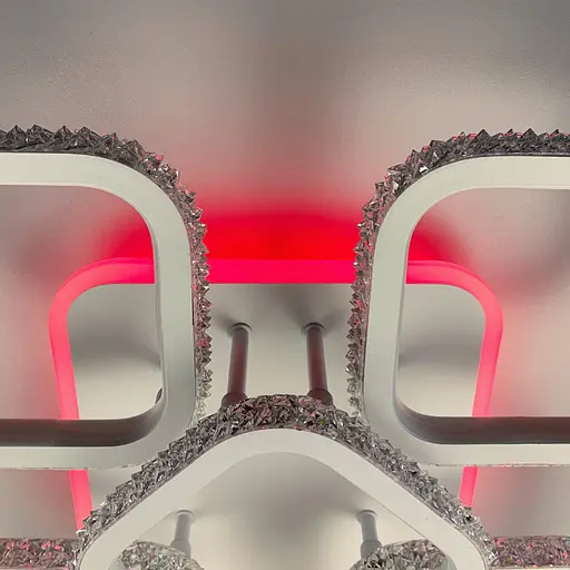 Світлодіодний світильник із RGB підсвіткою з кристалами на корпусі Line.F А 77073/4+1 S RGB WH - фото 6