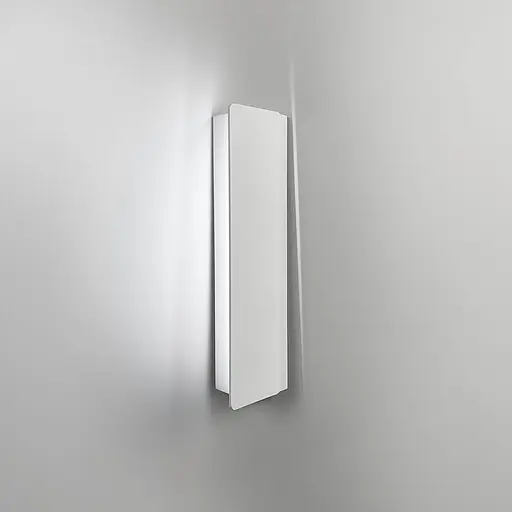 Біле мінімалістичне регулююче бра Line F 29х8 см Арт. WB 44/290 WT - фото 3