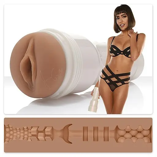 Реалистичный мастурбатор Fleshlight Janice Griffith Eden телесный - фото 2