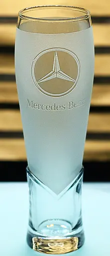 Пивний крафтовий келих 440 мл з гравіюванням Мерседес Mercedes подарунок для автолюбителя  кухоль для пива - фото 1