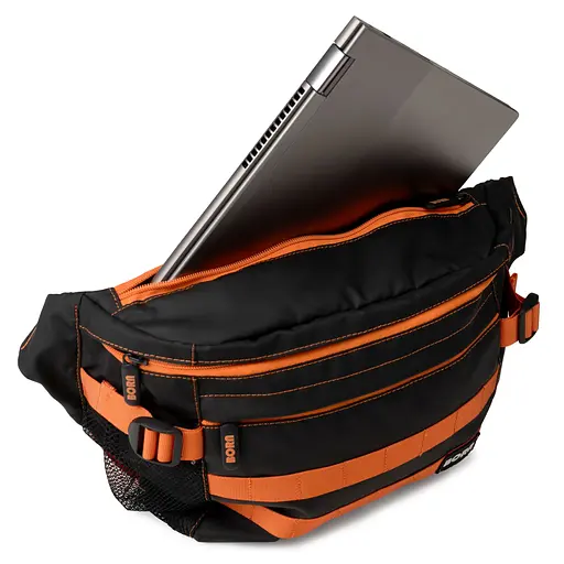 Сумка Born TechTrail bag черно-оранжевая - фото 2