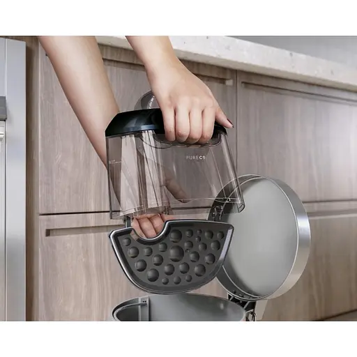 Пылесос безмешковый Electrolux PC91-8STM - фото 7