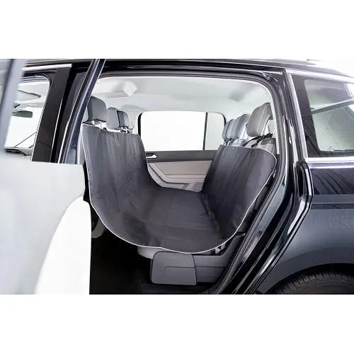 Коврик Trixie защитный в авто нейлон 1.45х1.6 м черный 