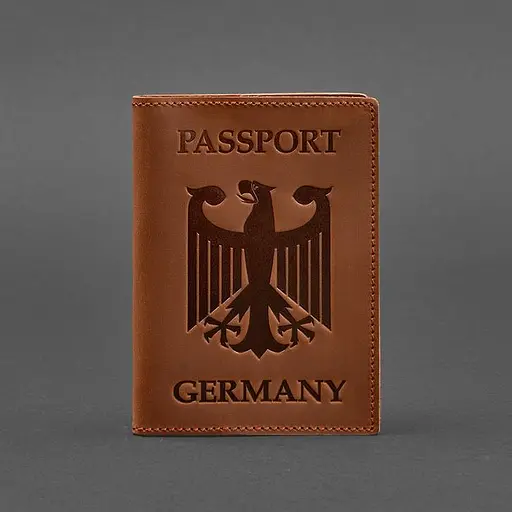 Кожаная обложка для паспорта с гербом Германии светло-коричневая Crazy Horse - фото 5