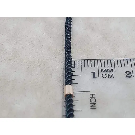 Ювелирный шелковый шнурок Tango с золотыми вставками. 950107 55 - фото 3