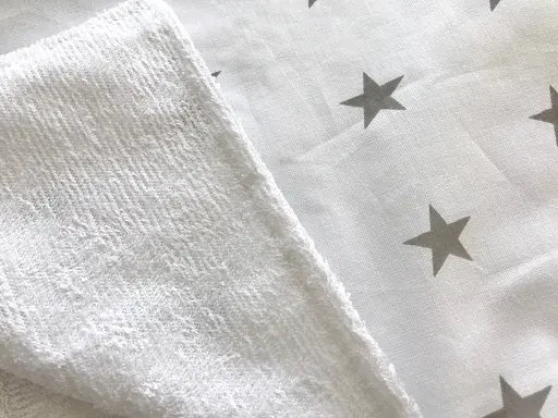 Непромокаемая пеленка Moontime "Звезды на белом" - фото 2