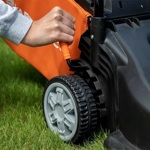 Газонокосилка бензиновая Yard Force GM B40 - фото 4