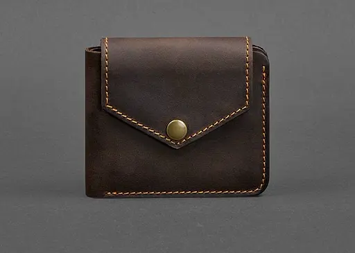 Кожаное портмоне 4.2 на кнопке темно-коричневое с оранжевой нитью - фото 1